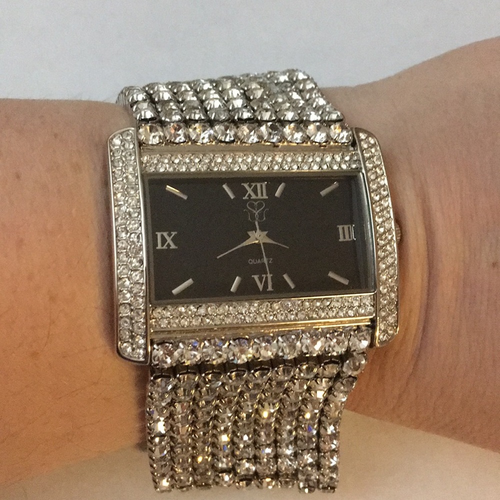 Suzanne Somers cocktail watch 8”
